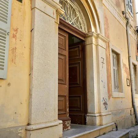 Matty's In Corfu Town Apartman *