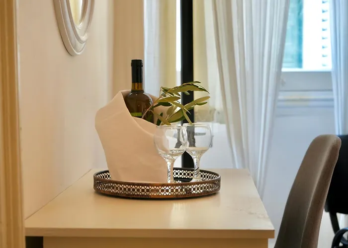 Matty's In Corfu Town Apartament