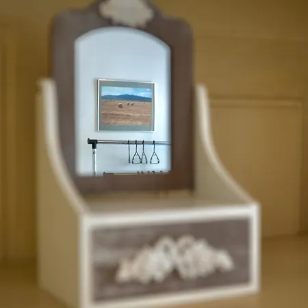 Matty's In Corfu Town * Corfu (city)